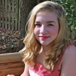 Meet your Posher, Abigail